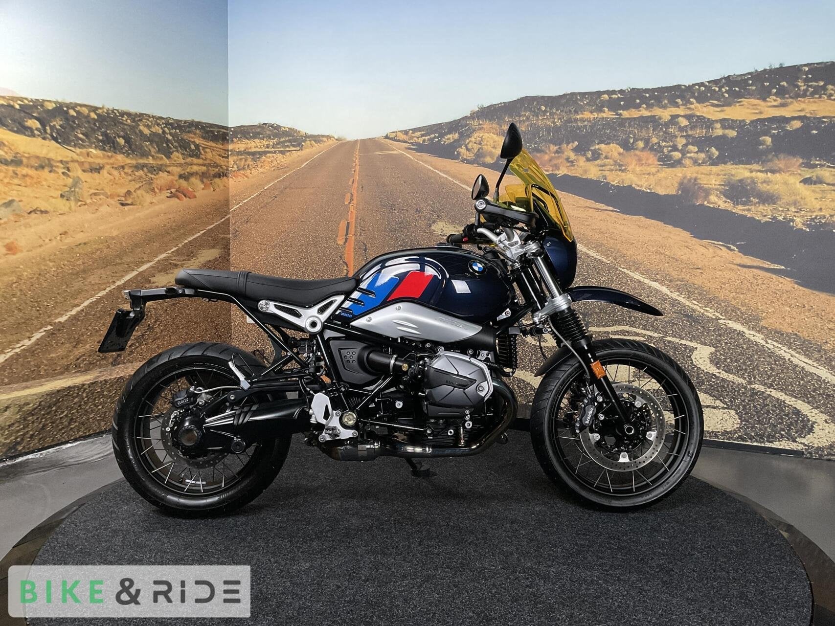 BMW R nineT