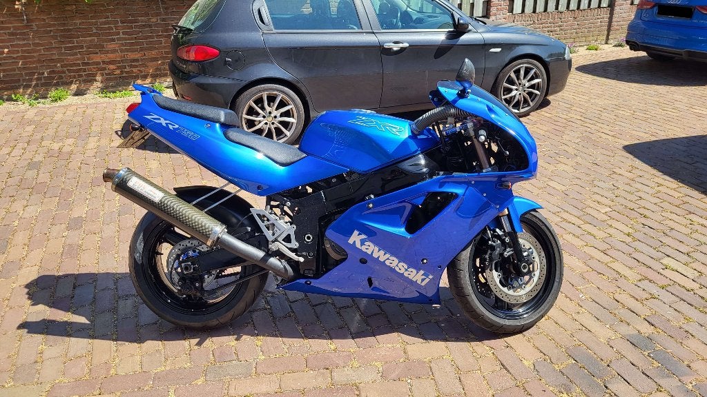 Kawasaki ZXR 750
