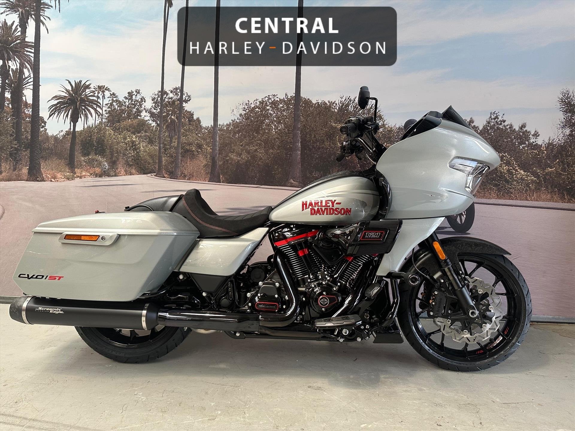 Harley-Davidson FLTRXSTSE Road Glide CVO ST