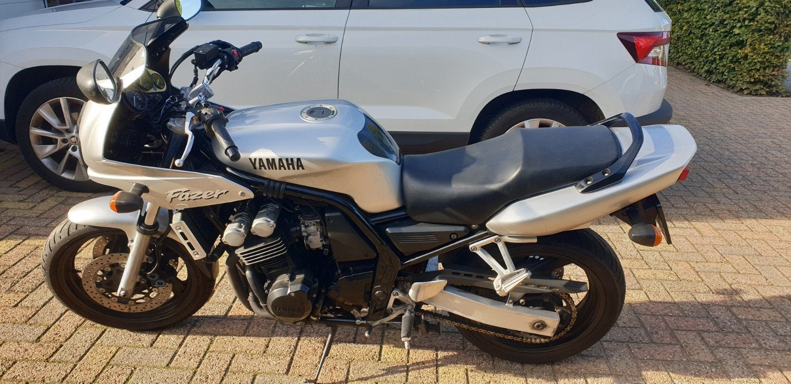 Yamaha FZS 600 Fazer