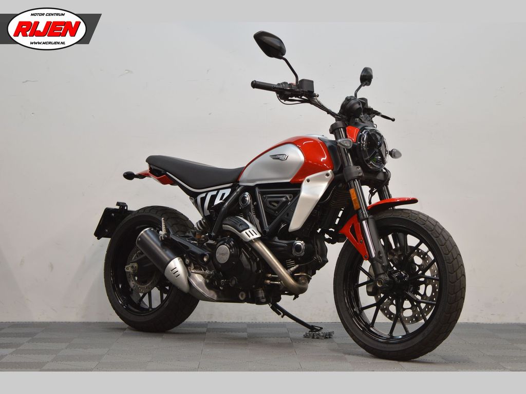 Ducati Scrambler 800 Icon