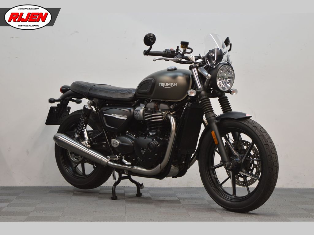 Triumph Street Twin