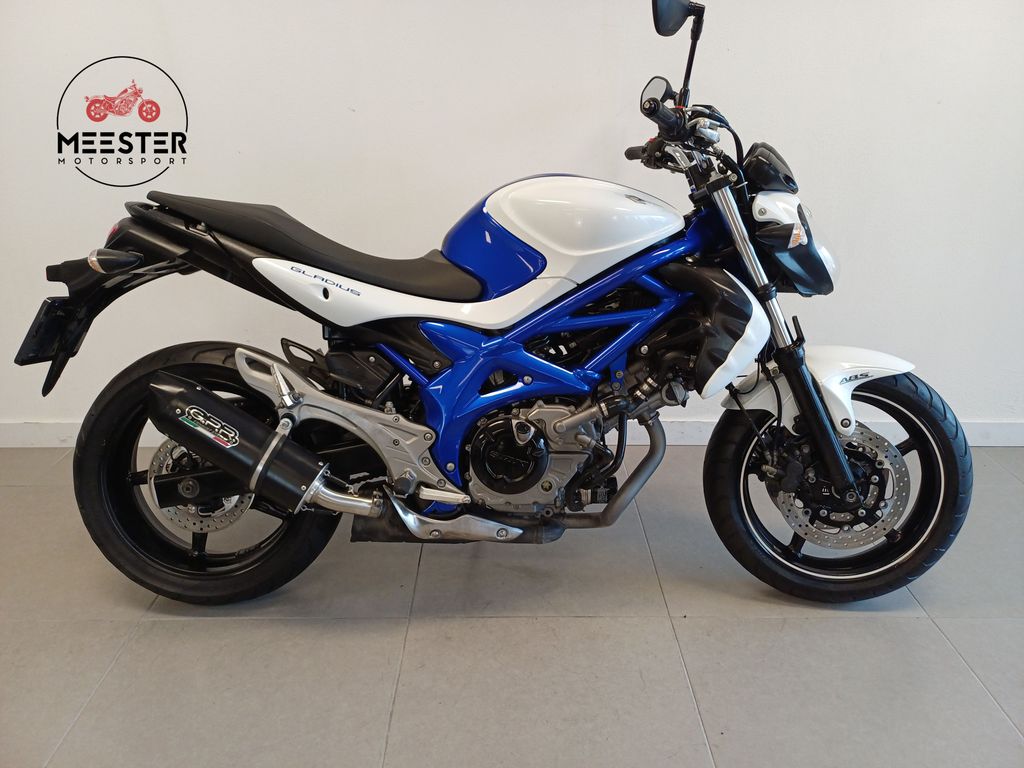 Suzuki SFV 650 Gladius