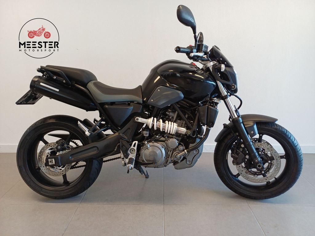 Yamaha MT-03