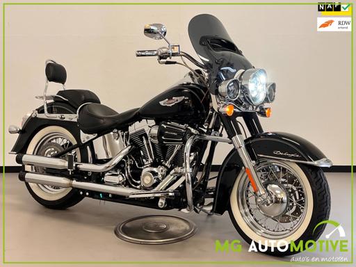 Harley-Davidson FLSTN Softail Deluxe