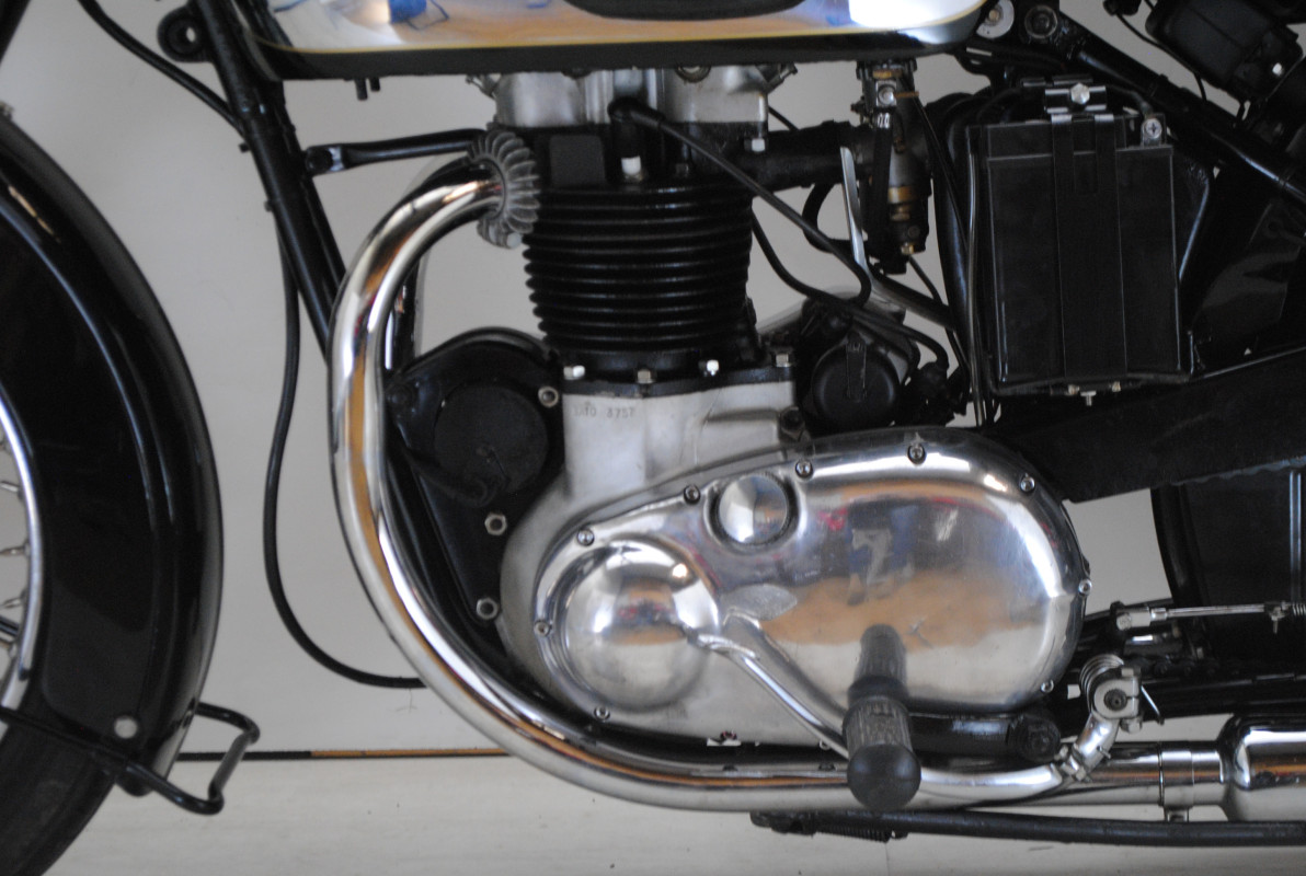 BSA A 10
