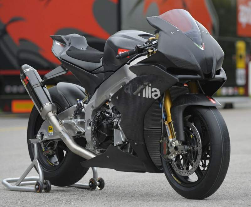 APRILIA RSV-4 Factory