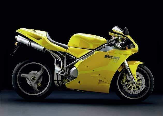 DUCATI 748