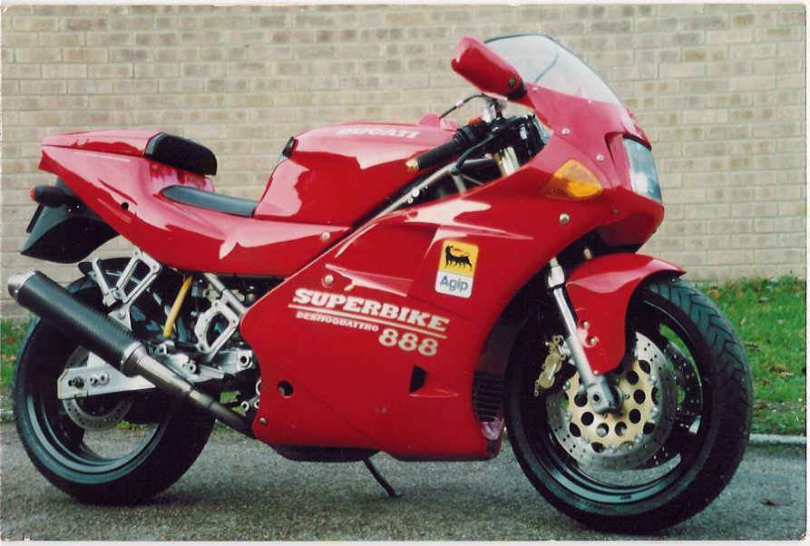 DUCATI 888 Strada