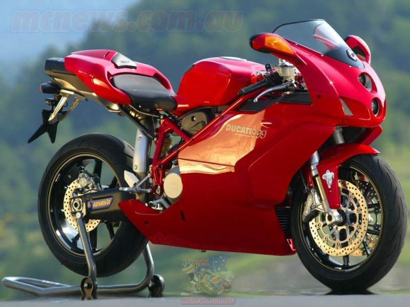 DUCATI 999