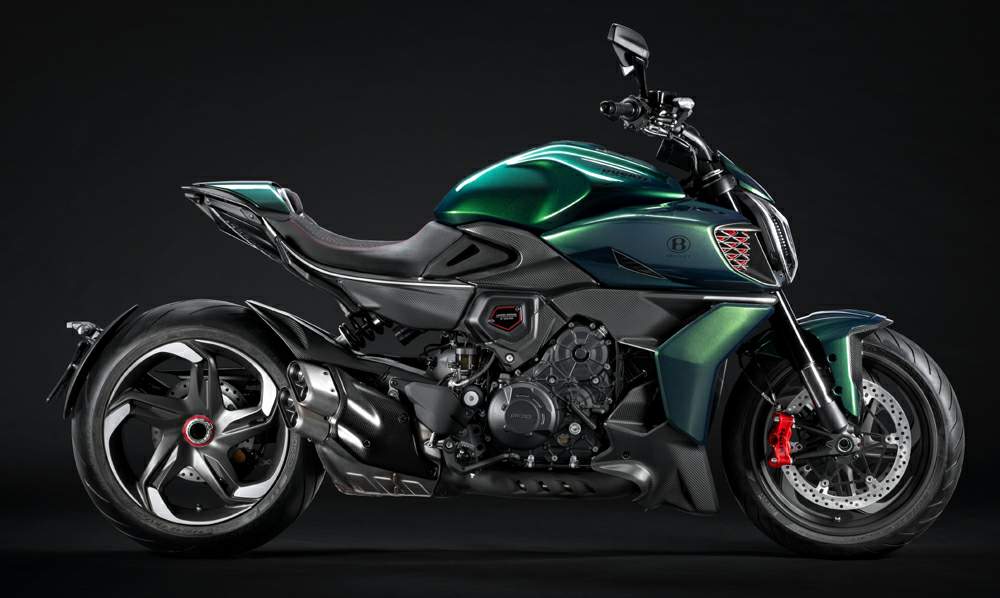 DUCATI Diavel V4