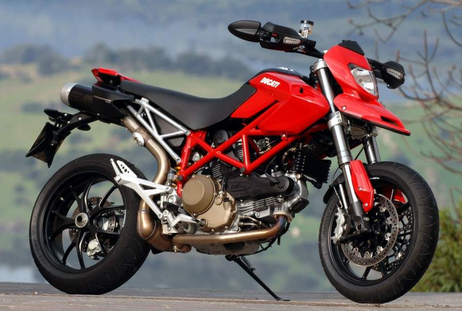 DUCATI Hypermotard 1100