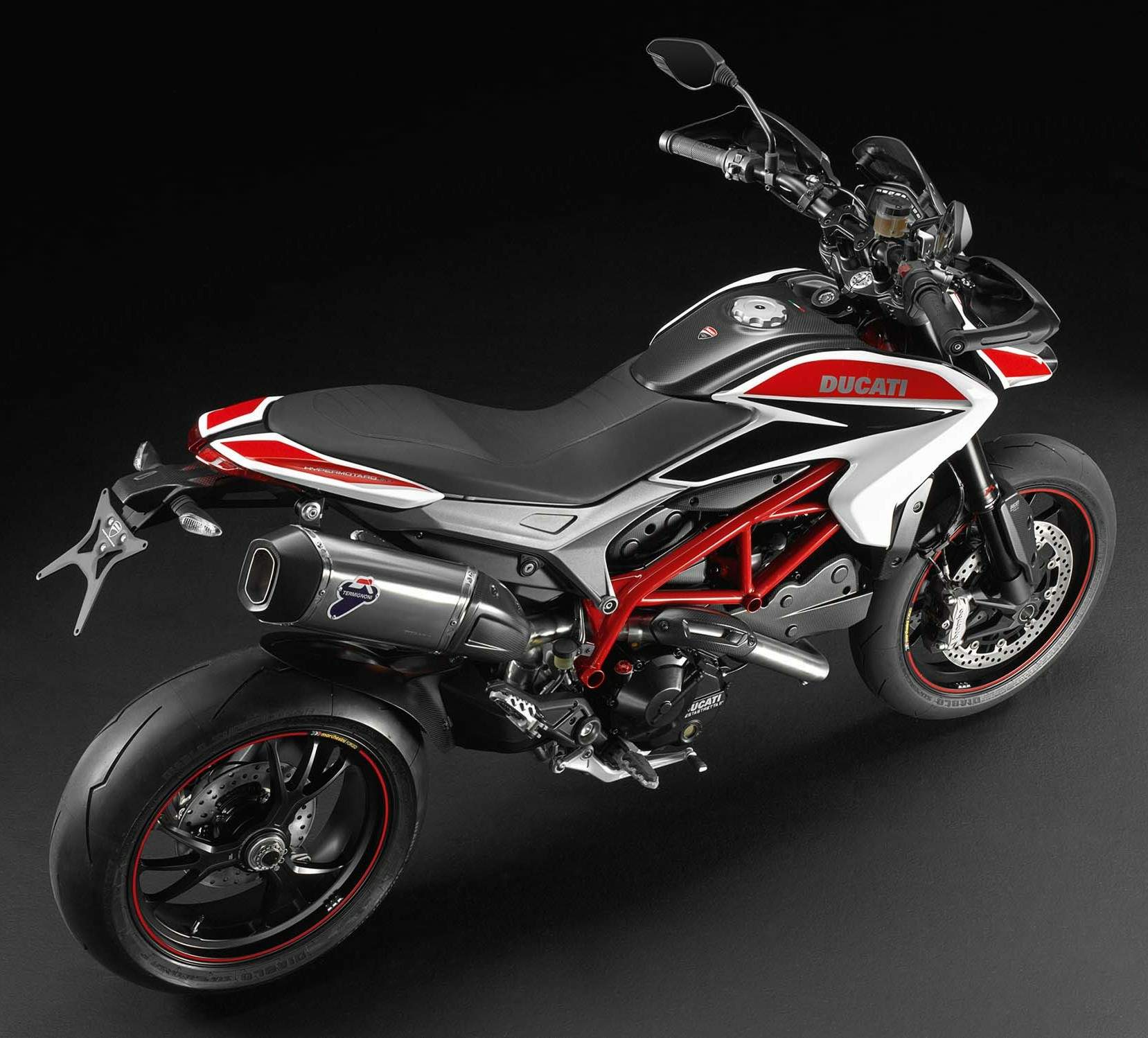 DUCATI Hypermotard 820