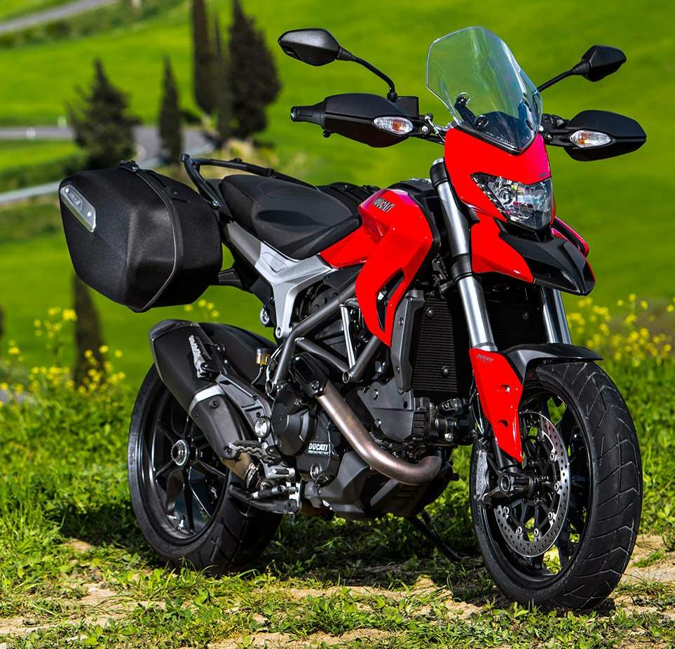 DUCATI Hyperstrada 820