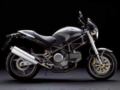 DUCATI Monster 750