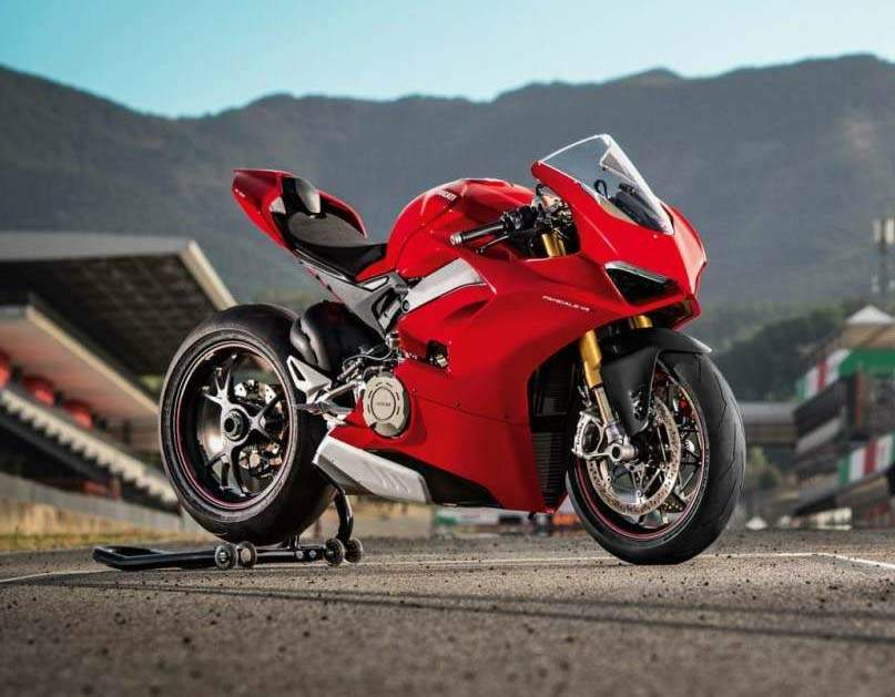 DUCATI Panigale V4