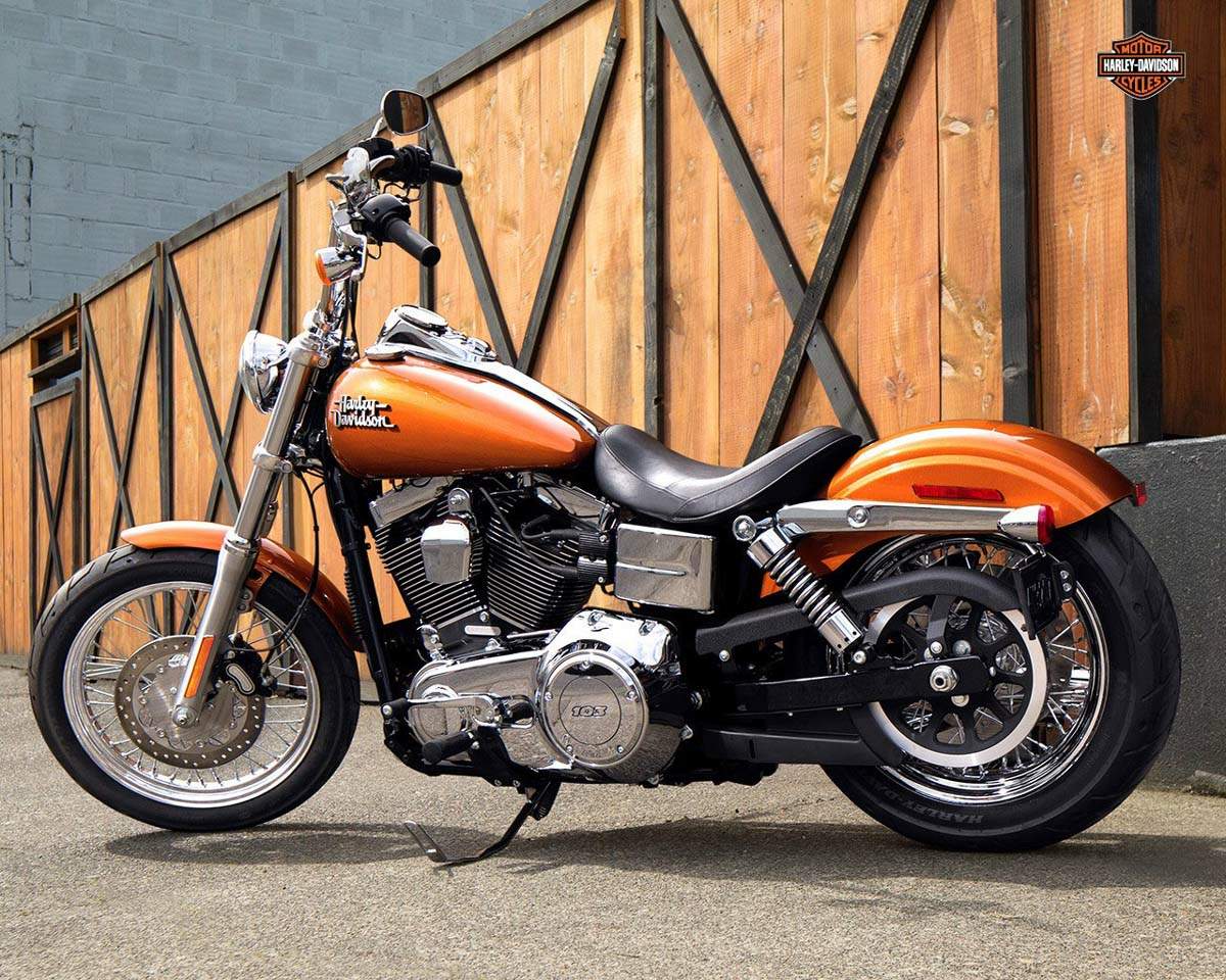 HARLEY-DAVIDSON FXDB 103 Dyna Streetbob
