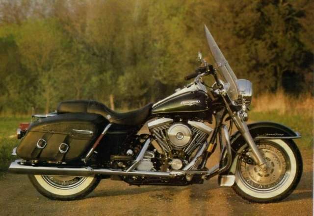 HARLEY-DAVIDSON FLTR Road Glide