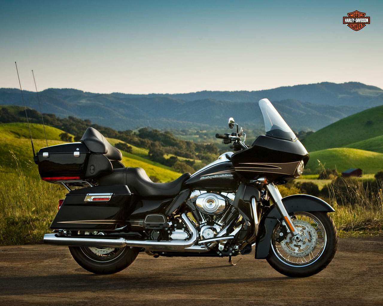 HARLEY-DAVIDSON FLTRU Road Glide Ultra