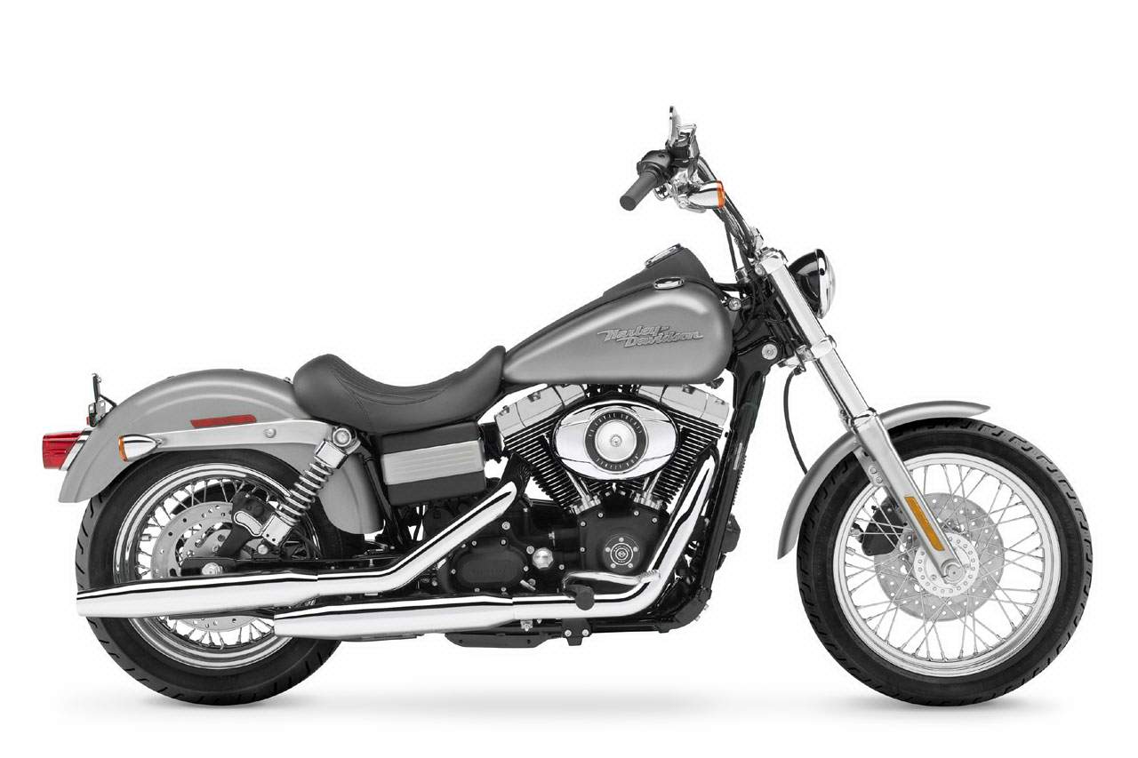 HARLEY-DAVIDSON FXDB Dyna Street Bob