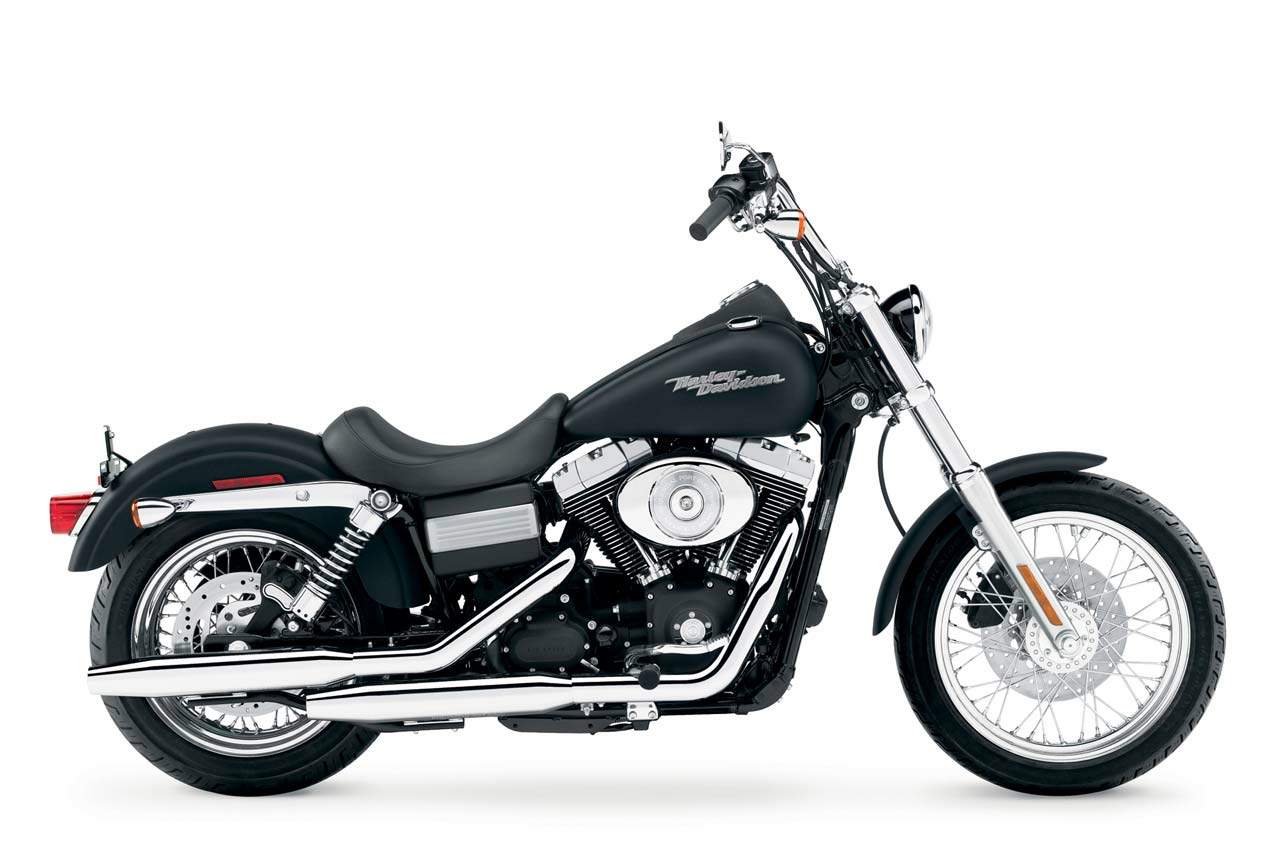 HARLEY-DAVIDSON FXDBI Dyna Street Bob
