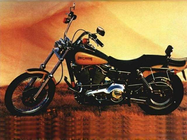 HARLEY-DAVIDSON FXDWG Dyna Wide Glide