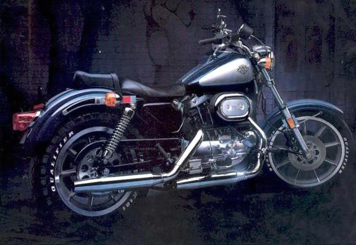 HARLEY-DAVIDSON XLS 1000 Roadster