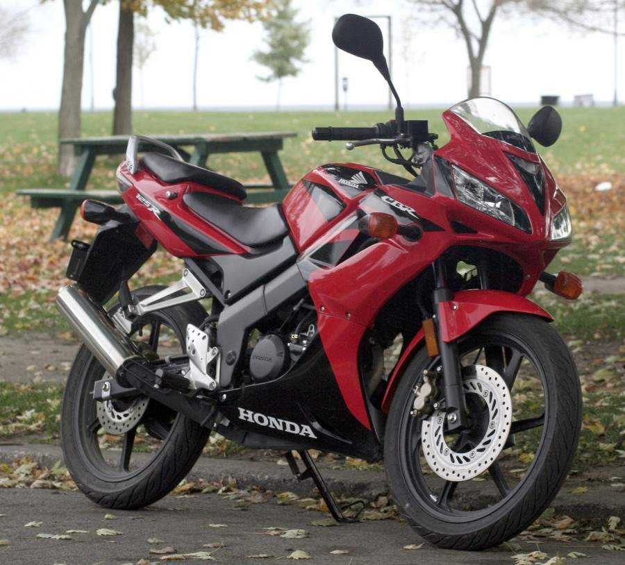 HONDA CBR 125R
