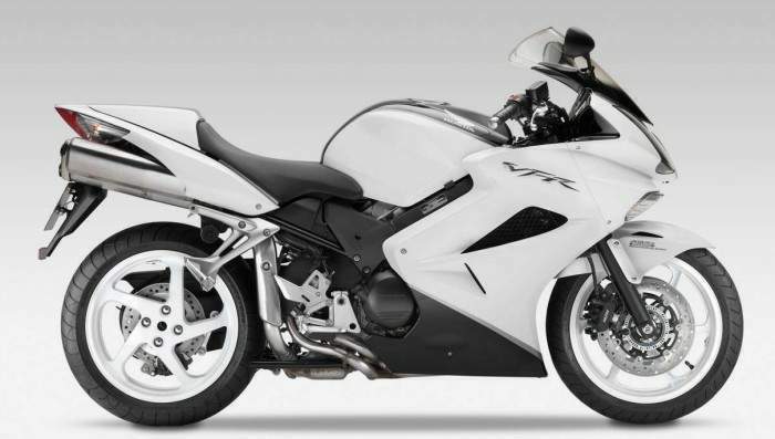 HONDA VFR 800F
