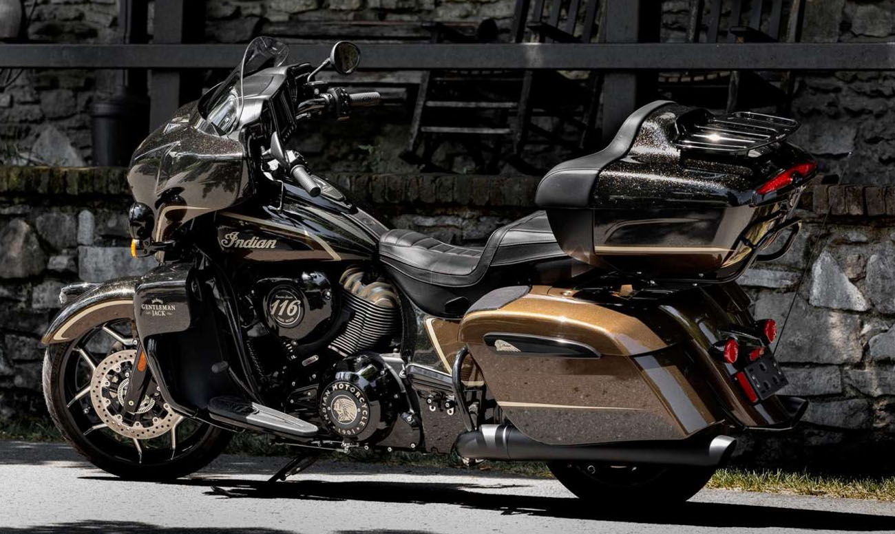 INDIAN Dark Horse