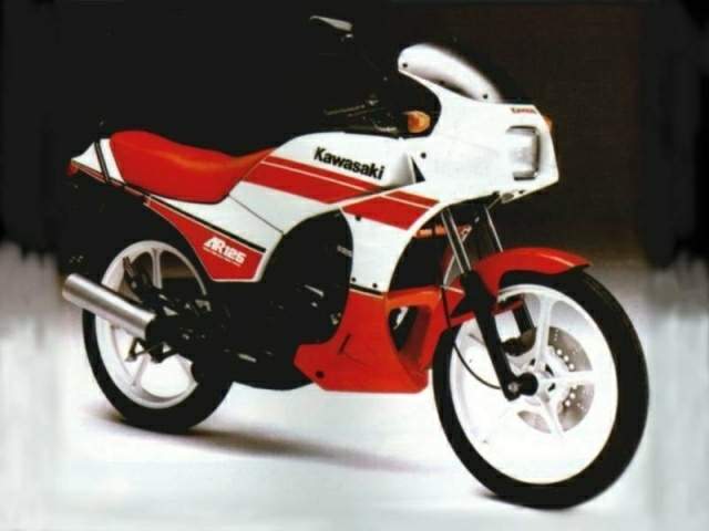 KAWASAKI GPX 600 Ninja