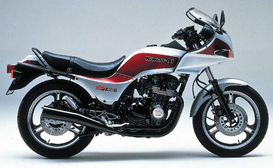KAWASAKI GPz 400