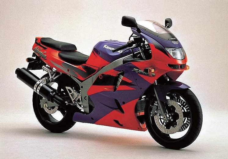 KAWASAKI ZX 600R