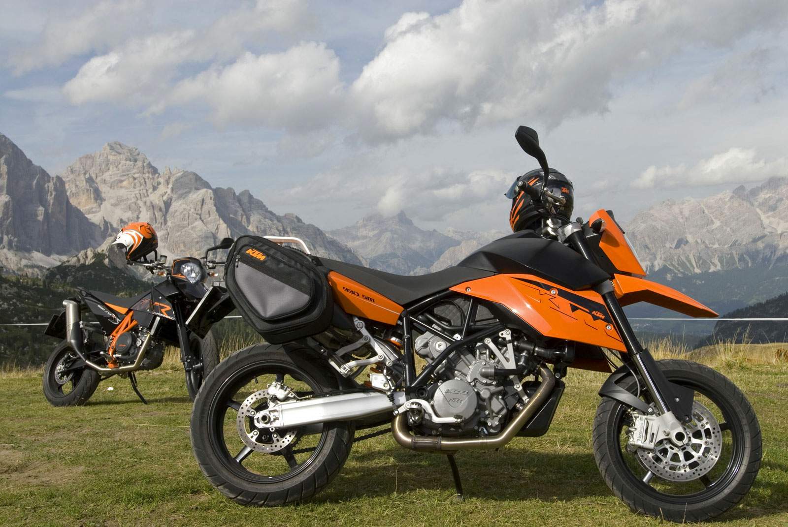 KTM 990 Supermoto