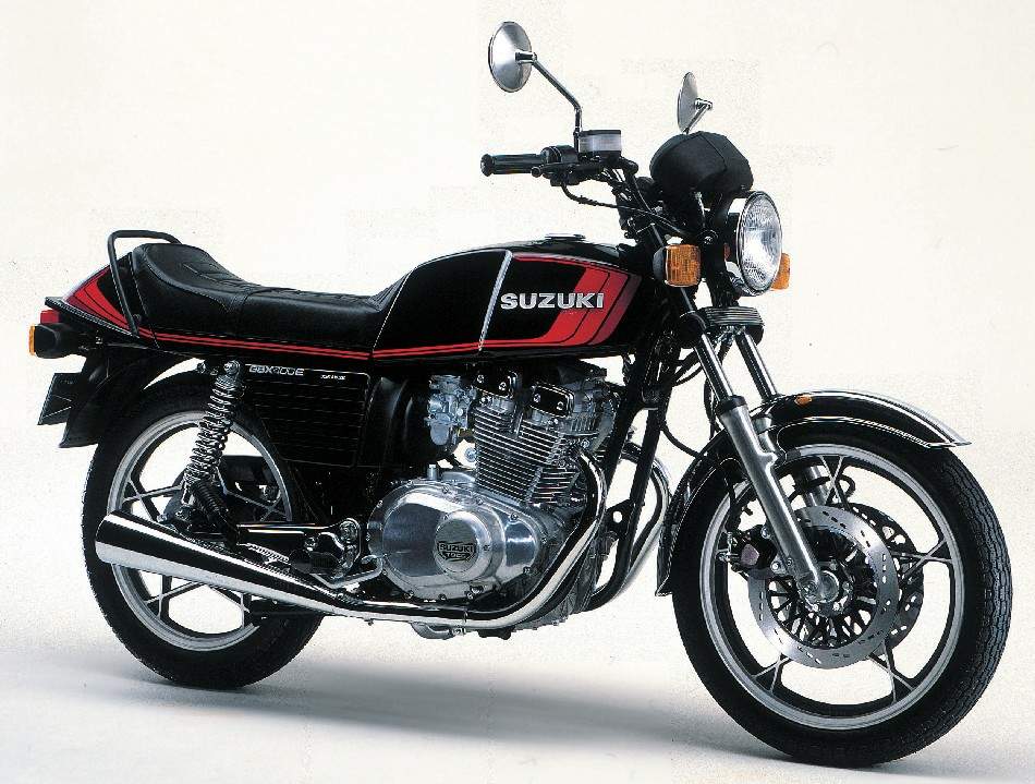 SUZUKI GSX 400E
