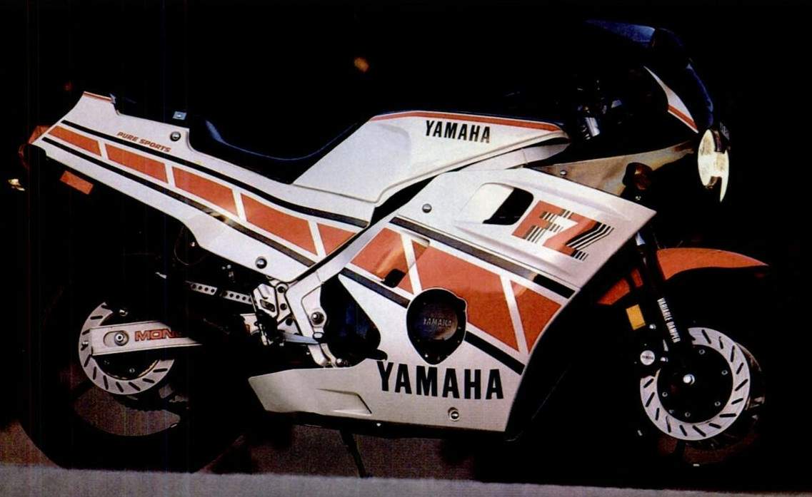 YAMAHA FZ 600