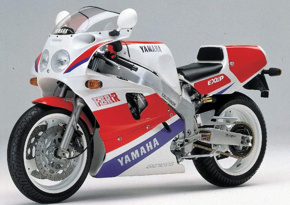 YAMAHA FZR 750RR