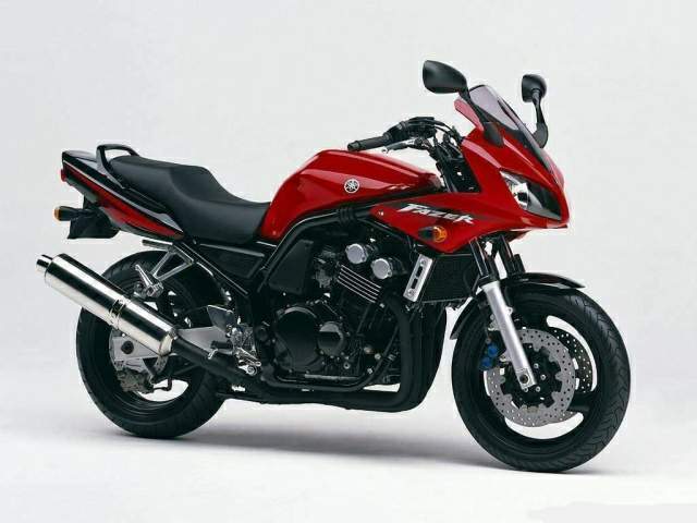 YAMAHA FZS 600 Fazer