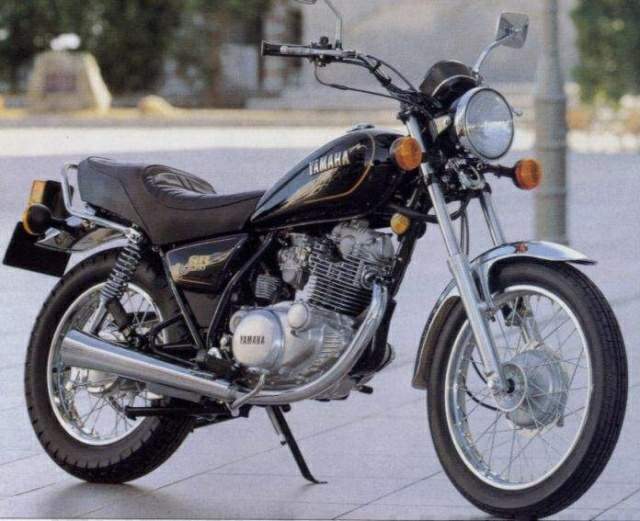 YAMAHA SR 250