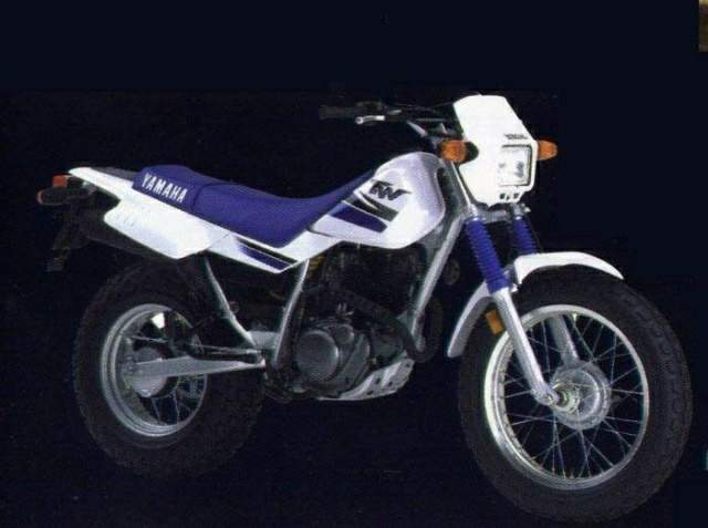 YAMAHA TW 200