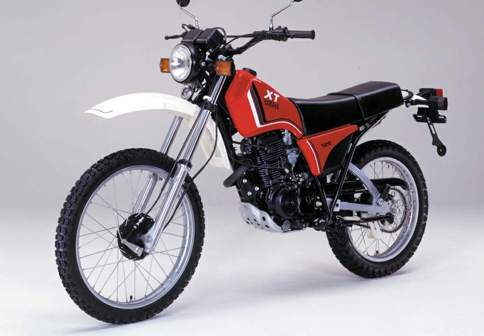 YAMAHA XT 125