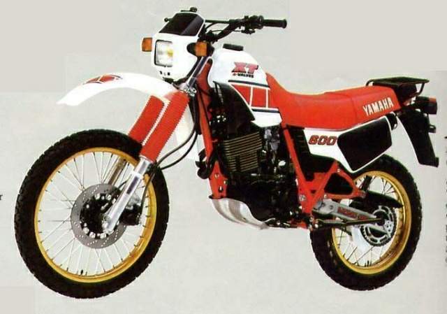 YAMAHA XT 600