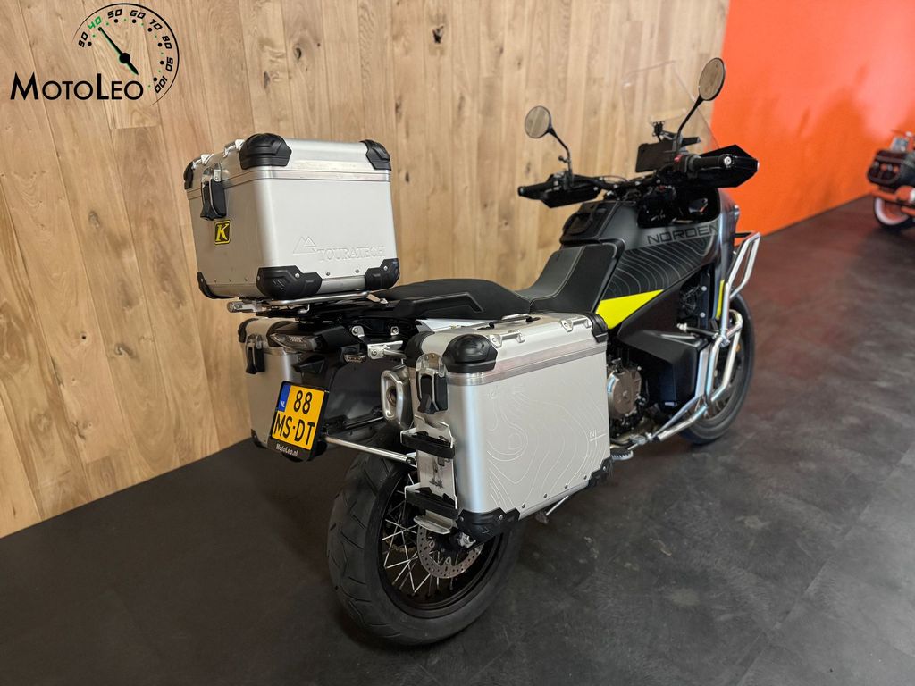 thumb-1