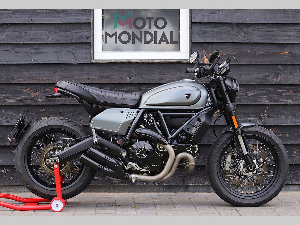 Ducati Scrambler 800 Nightshift
