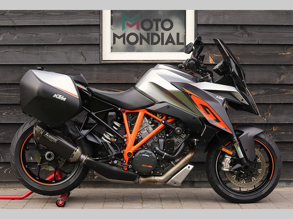 KTM 1290 Super Duke GT