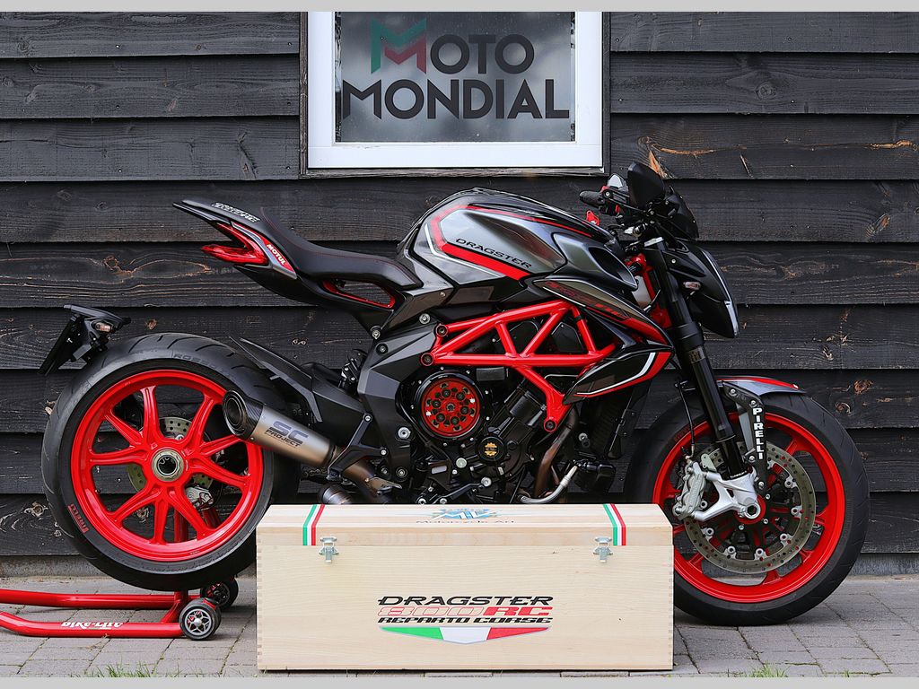 MV Agusta Dragster 800 Rosso