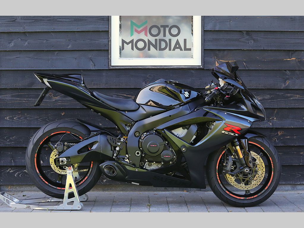 Suzuki GSX-R 750