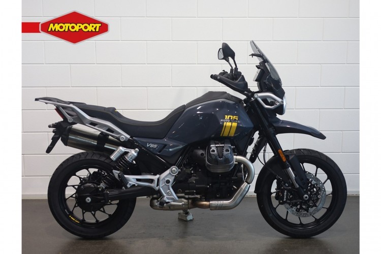 Moto Guzzi V85 TT Strada