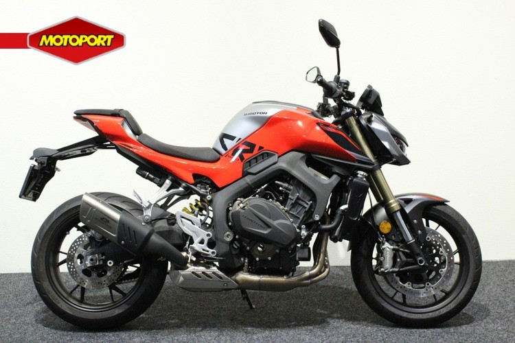 Qjmotor SRK 800 RR