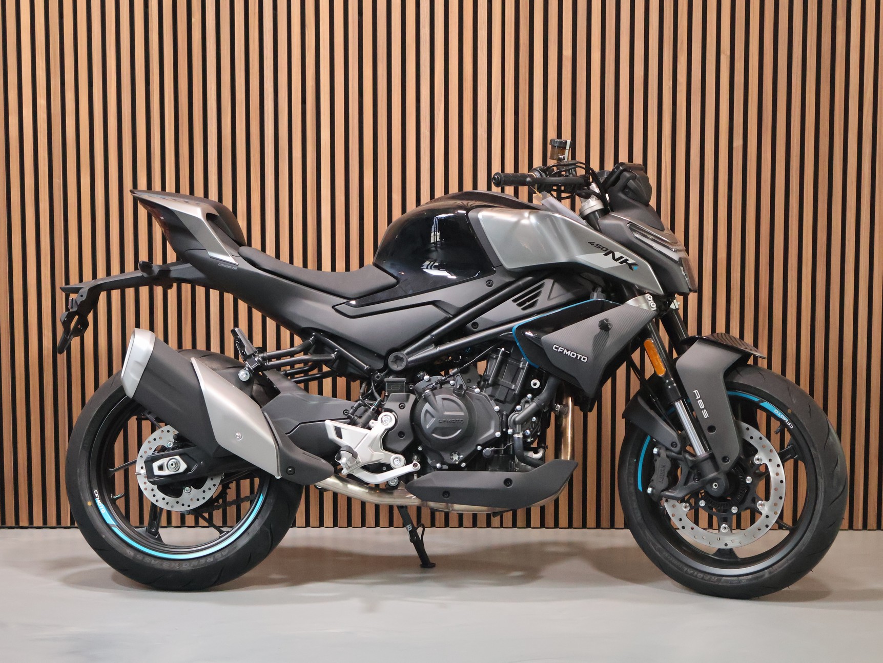 CFMOTO 450 NK